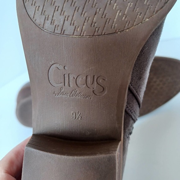 Circus Sam Edelman Size 9.5 Brown Suede Stacked Heel Bootie Side Zip Elastic - Picture 7 of 9